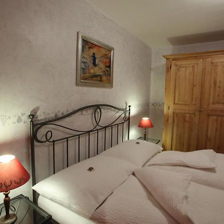 Auberge Communale De La Couronne Yvorne Zewnętrze zdjęcie