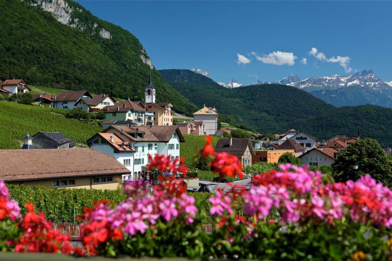 Auberge Communale De La Couronne Yvorne Zewnętrze zdjęcie