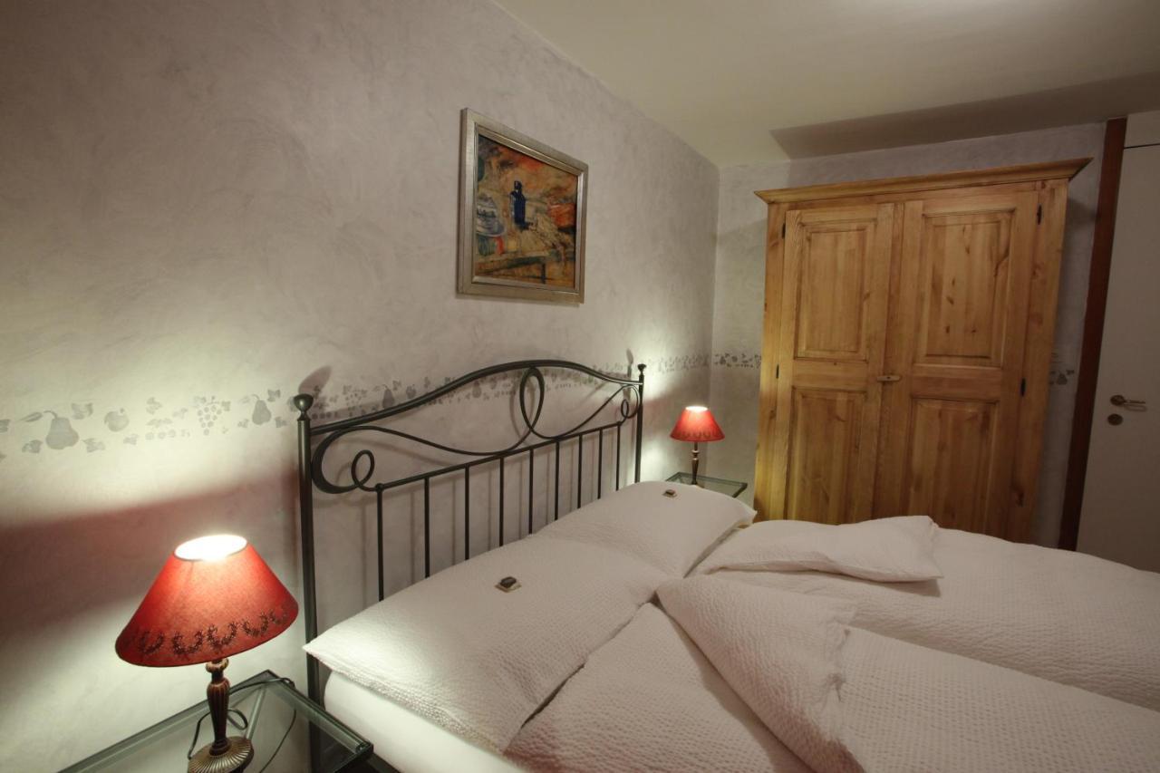 Auberge Communale De La Couronne Yvorne Zewnętrze zdjęcie